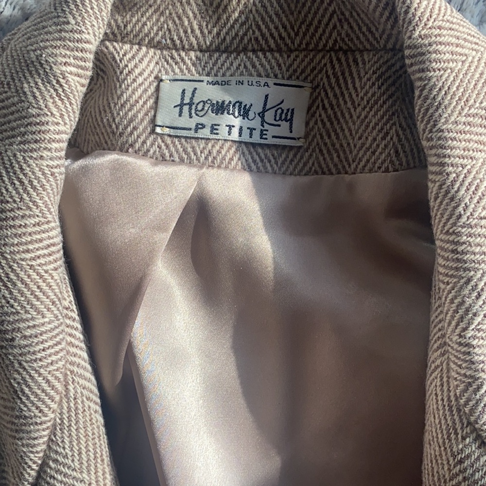 Blazer - Picture 14 of 15